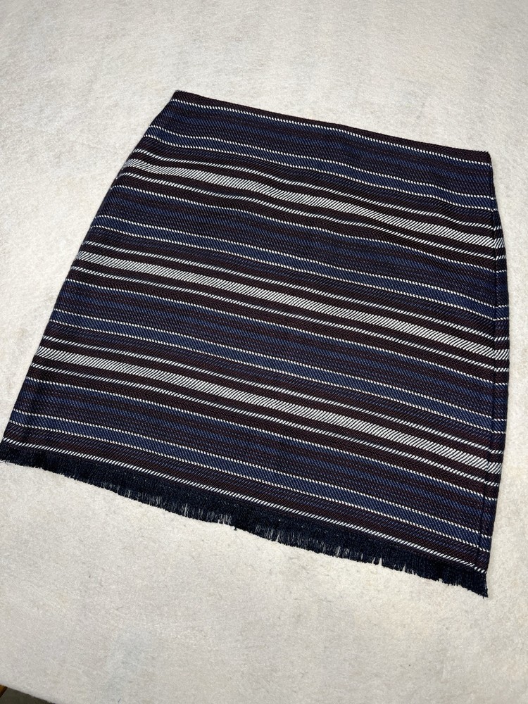NWOT LOFT Outlet Size 10 Multicolored Frayed Hem Tapestry Mini Skirt