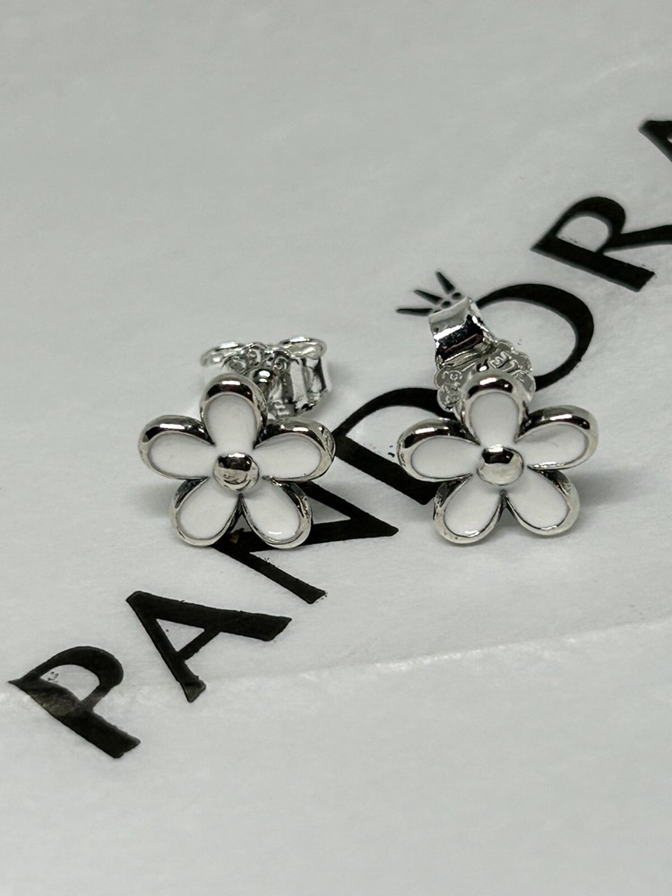 Pandora Genuine Silver Darling Daisy Flower Stud Earrings New