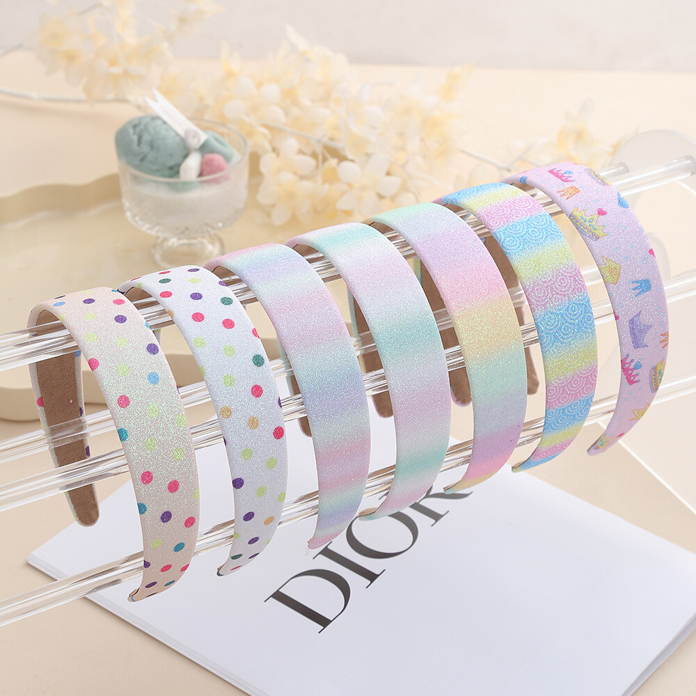 Multi-functional face-washing and hair-pressing headband