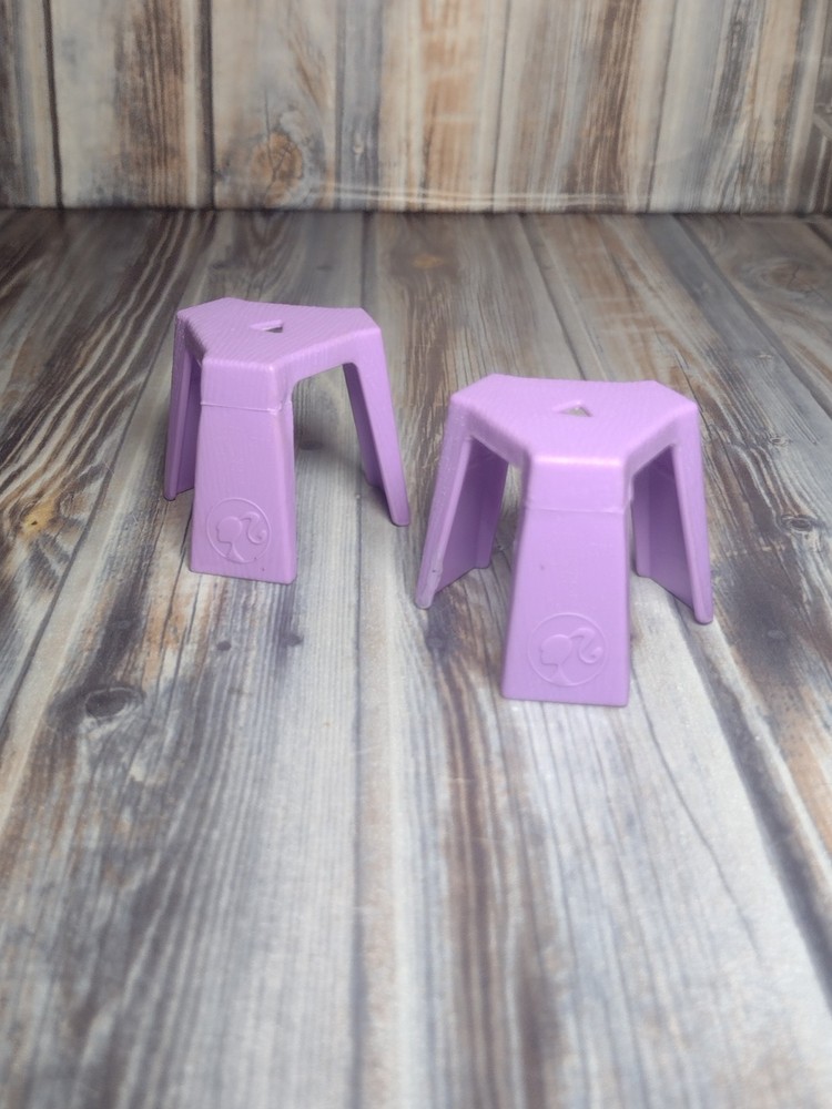 Barbie Club Chelsea Camper Doll 2 Logo Campfire Stools Stackable Set Purple