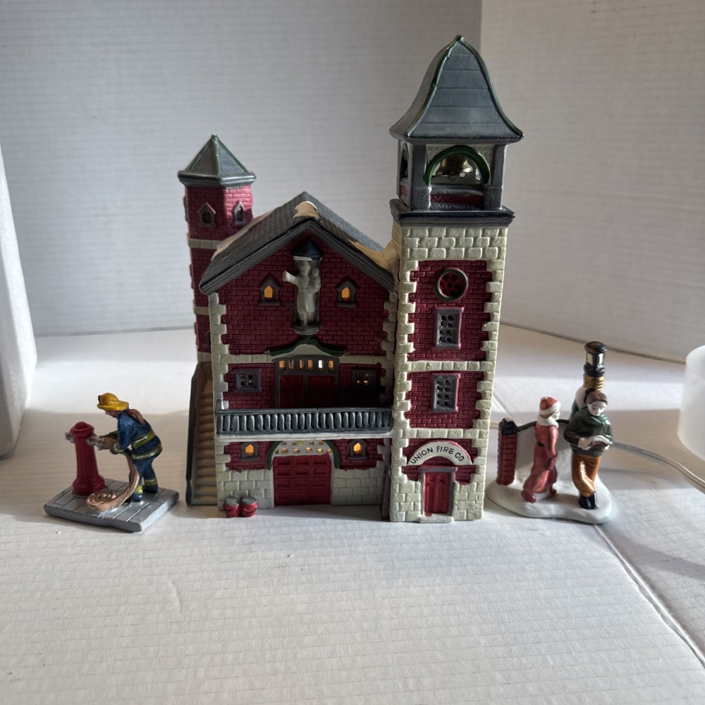 House Lemax Caddington Village Union Fire Company 35078 1993 Porcelain Lighted