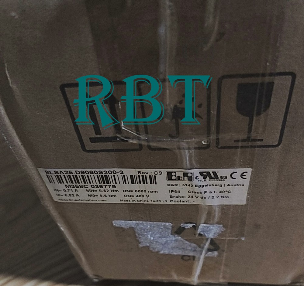 B&R 8LSA25.D9060S200-3 Servo motor brand new