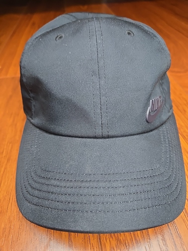Nike Futura H86 Hat Aerobill Unisex Metal Logo Cap 6 Panel 942212-010 Black
