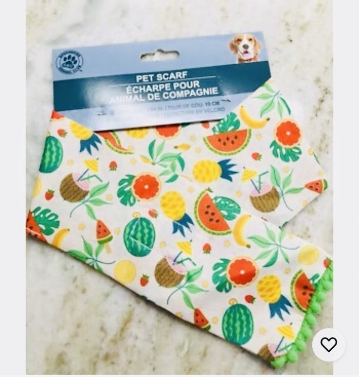 Classic Pet Scarf with 3.94In Neck Closure for Beach or Everyday Wear