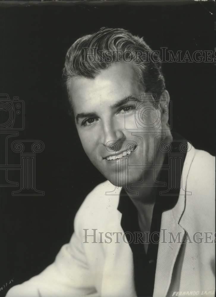 1955 Press Photo Actor Fernando Lamas stars in 