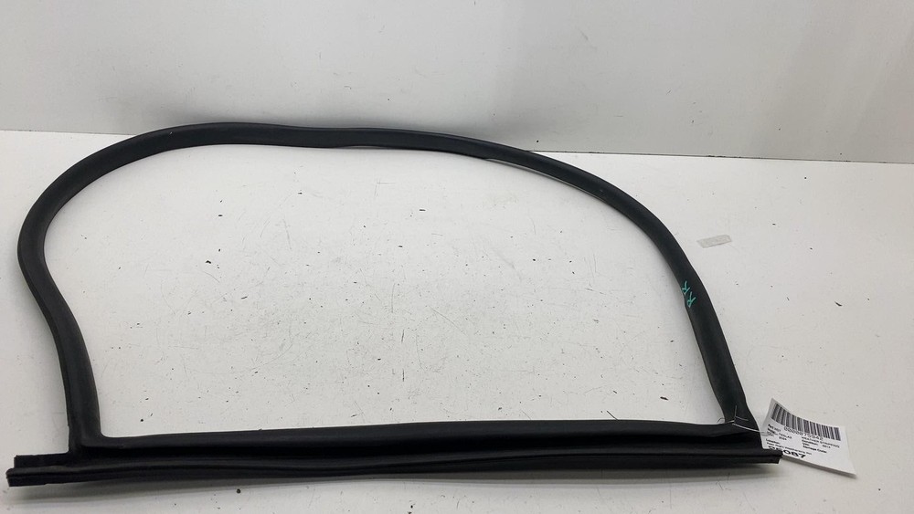 ⭕ 24-25 Model 3 Rear Right Primary Body Weatherstrip Rubber Seal RH 1910986-96-D