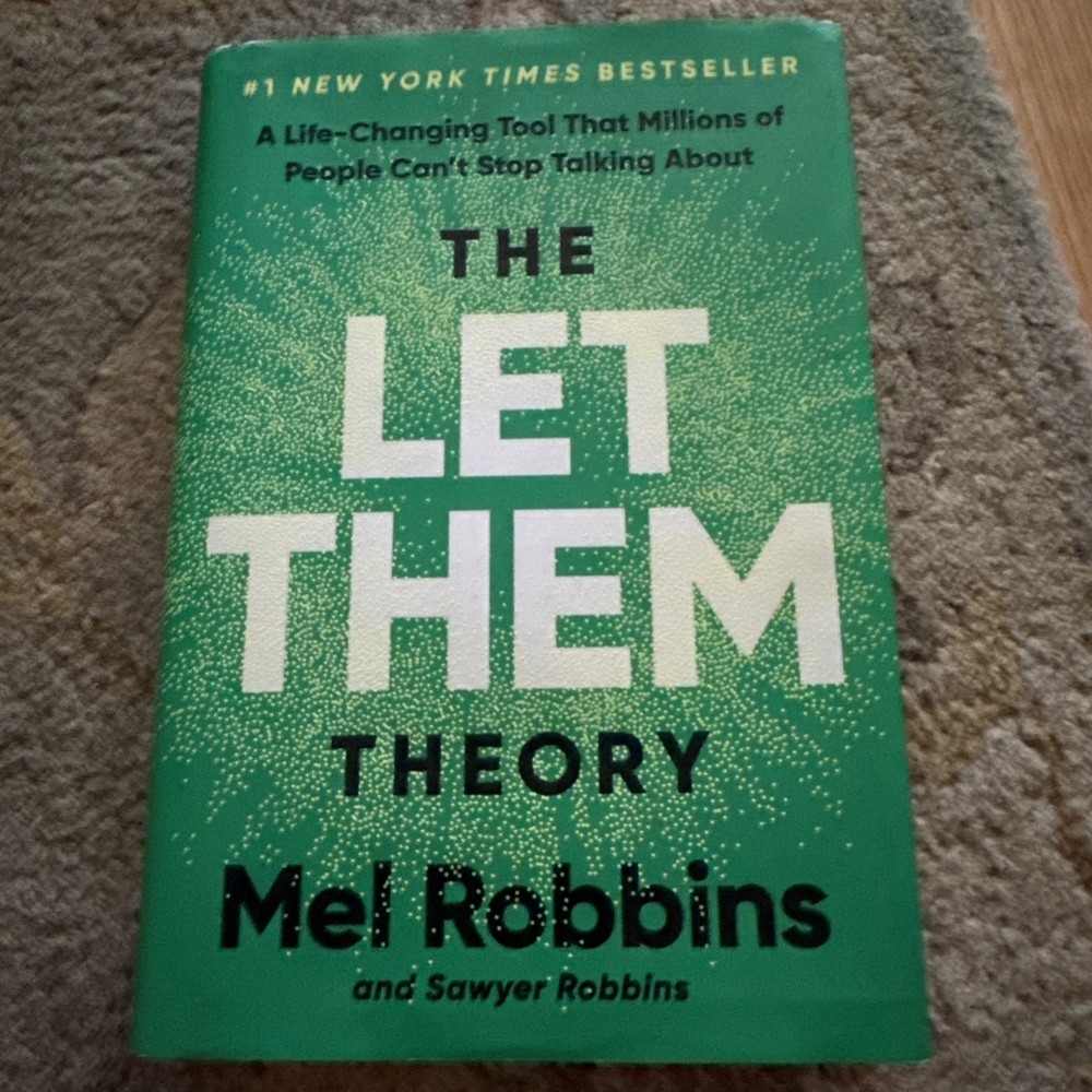 The Let Them Theory: A Life-Changing Tool That Millions of People Can't Stop..HC