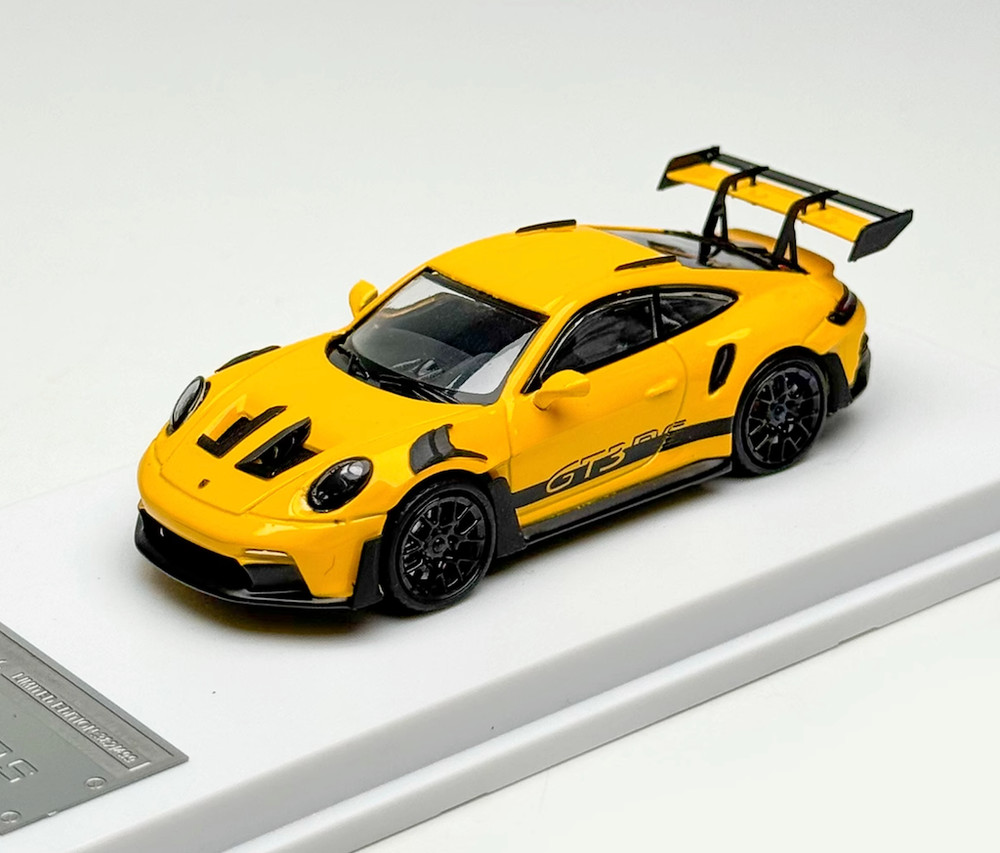 1:64 LMLF Yellow 911 992 GT3 RS Racing Sports Model Diecast Metal Car