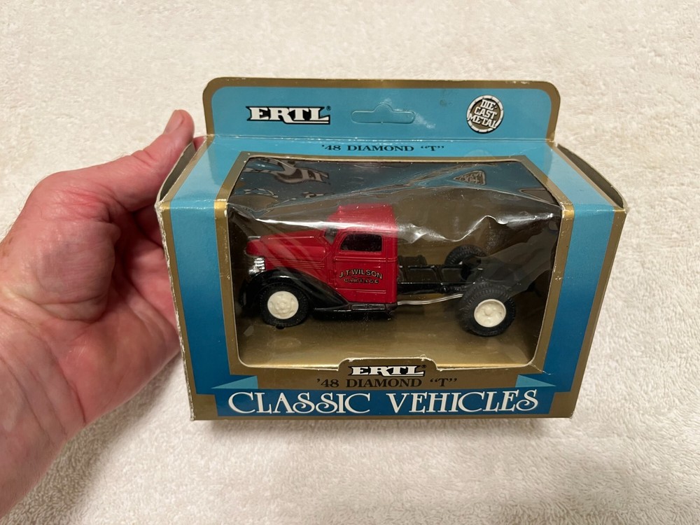 ERTL 1990 1948 Diamond 
