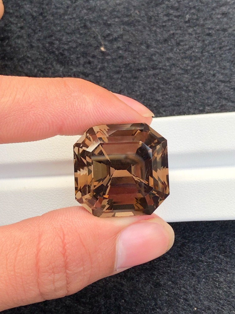 86.50 Carats Beautiful Smoky Quartz From Afghanistan