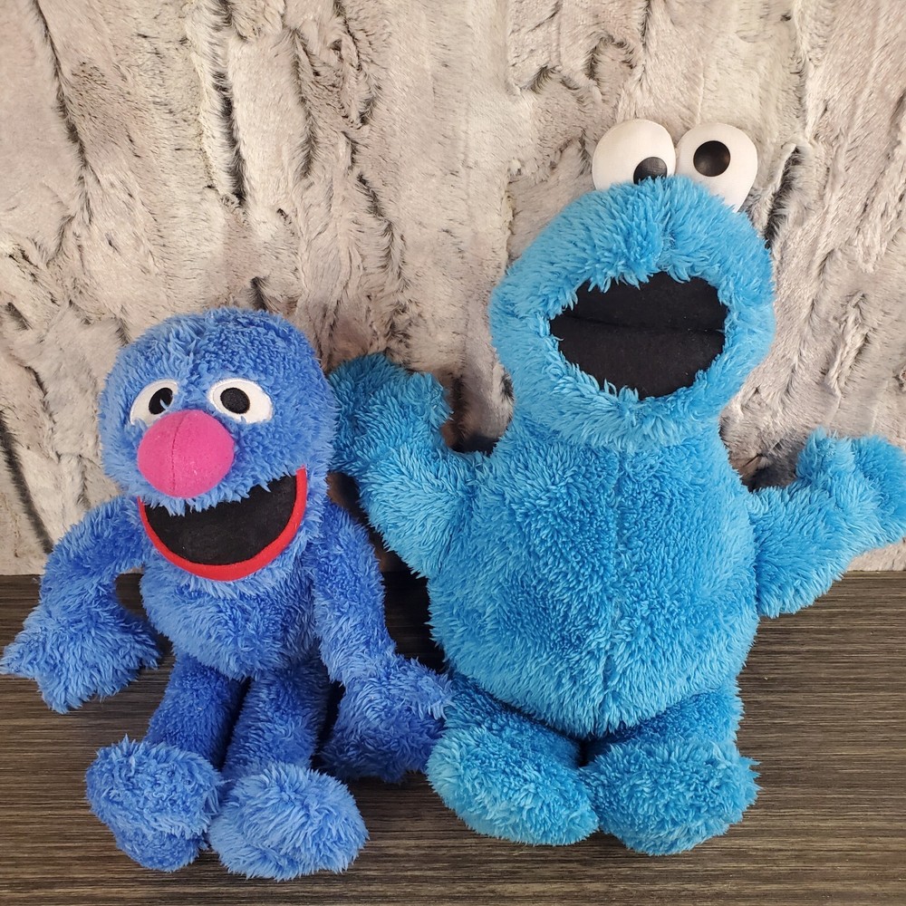 Kohls Cares Sesame Street GROVER And COOKIE MONSTER Blue Monster 14