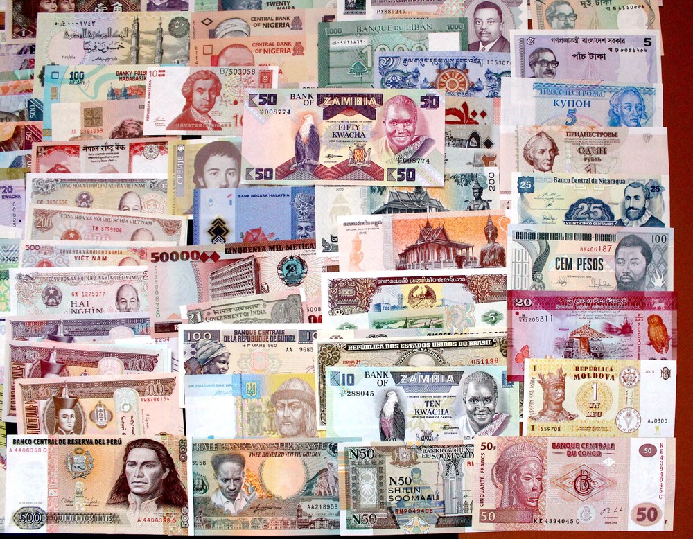 Lot 100 Different Mix World Banknotes From 50 Different Countries UNC Collection