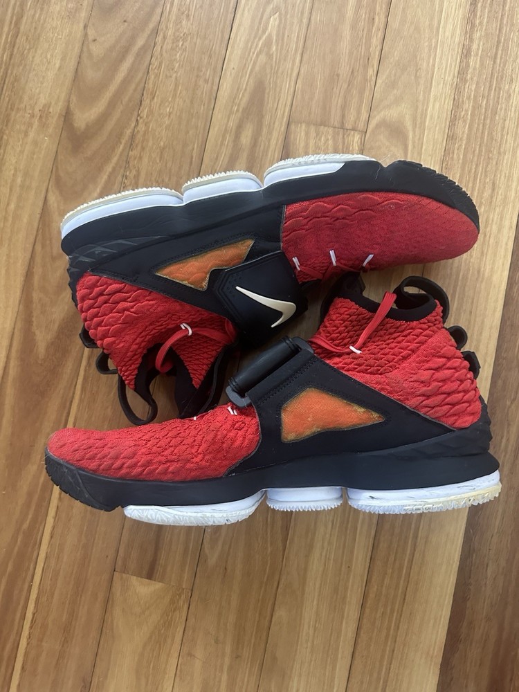 Nike LeBron 15 Red Diamond Turf Size 18 Used No Box