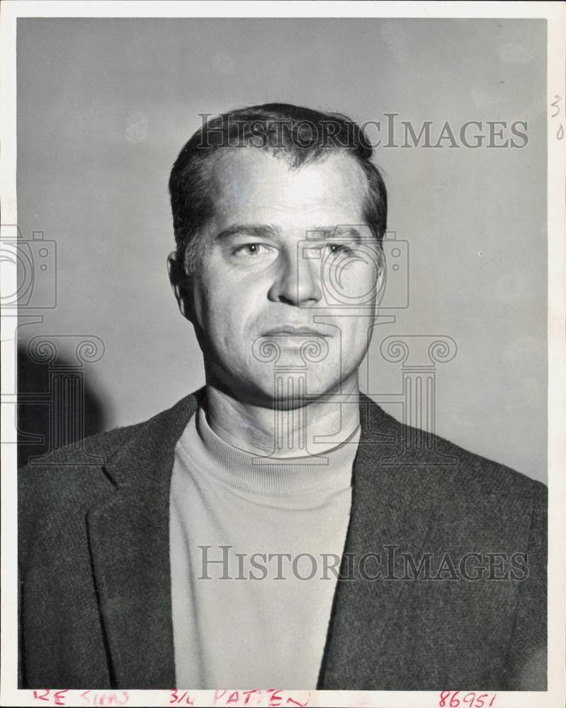 1968 Press Photo Seattle Architect Roger W. Patten - lra75514