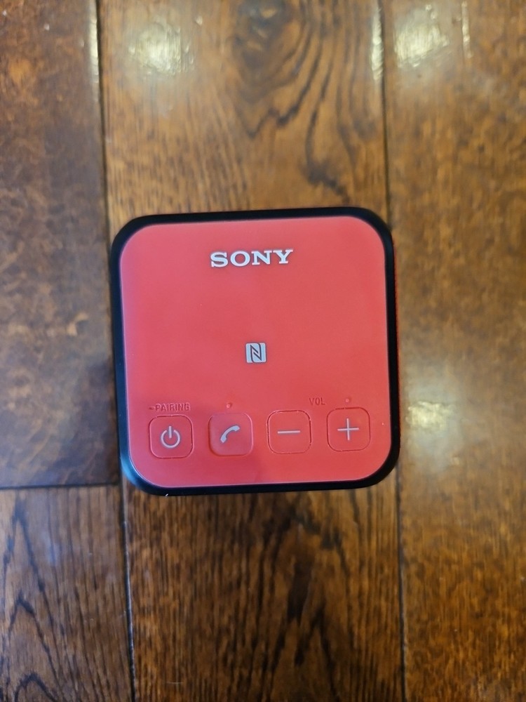 Sony SRS-X11 Portable Speaker Personal Audio System srsx11  Red Cube