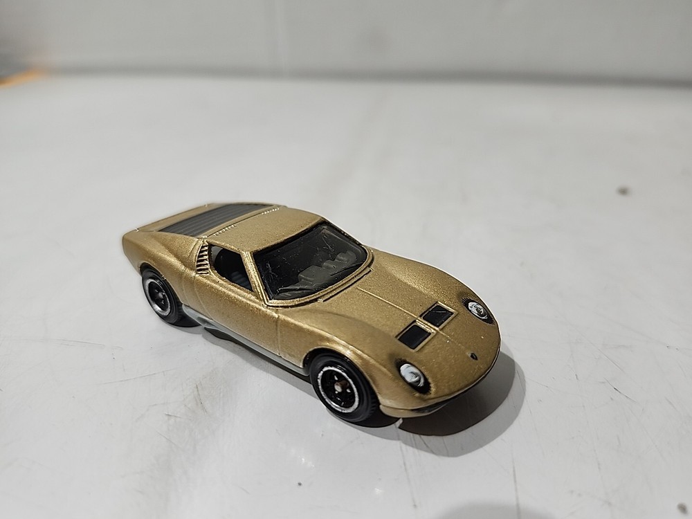 2010 Matchbox 1968 Lamborghini Miura P400S Loose Hard to Find! 1:60 GOLD/BRONZE