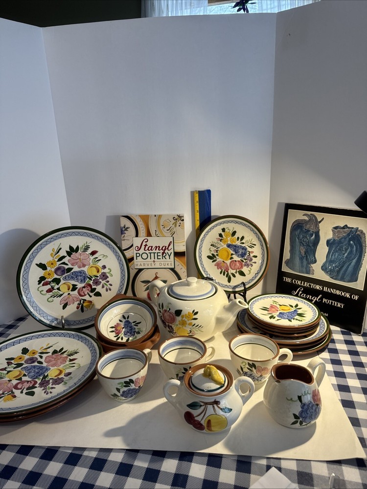 Vintage Stangl Pottery Set Of 20 Plus 2 Books.