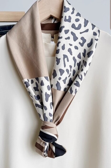 Pure 18 Momme Twill Silk Wrap Scarf Bandanna leopard Print Square Shawl 35’’new