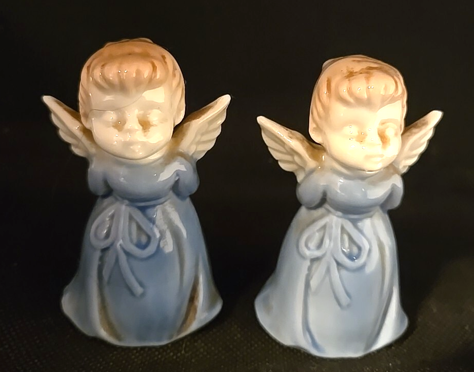 Vintage Porcelain Kissing Angels Figurine, Set Of 2, Made In Japan