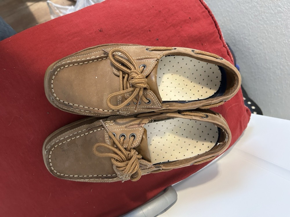 Croft & Barrow Mens Brown Leather Boat Shoes Size 8 Medium with Core Tech