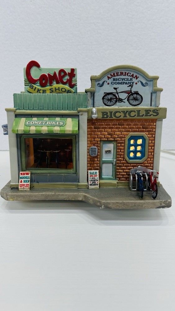 Lemax Village Collection “Comet Bike Shop” 25405 Retired 2012 Excellent  !