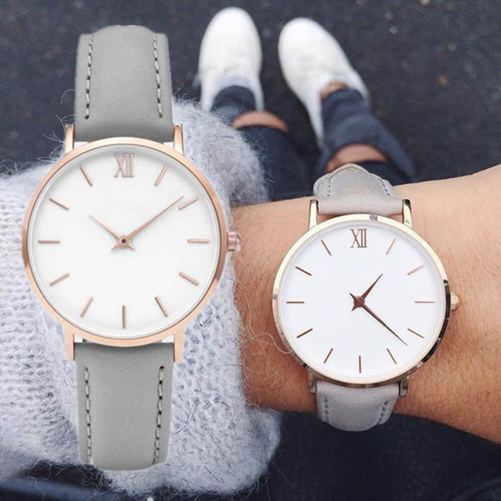 Elegant Ladies Leather Quartz Watch with Large Dial for Women