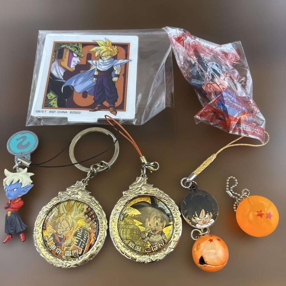 Dragon Ball Acrylic Keychain Stand with Strap Set