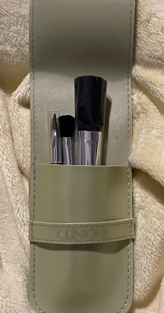 NEW Clinique three-piece makeup brush travel set Green Case blush Lip eye