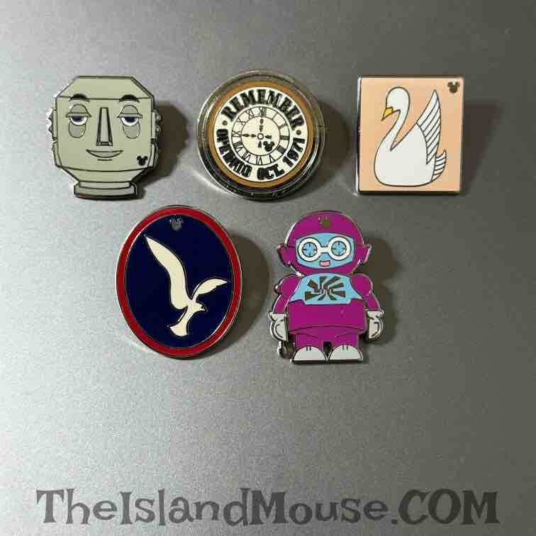 Authentic Disney WDW 2010 HM Cast Series Past Attractions 5 Pin Set (U9:75180)