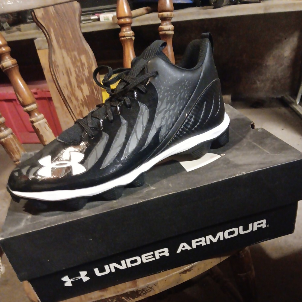 Under Armour Mens Size 13 Spotlight Football Cleats Black 3022774-001