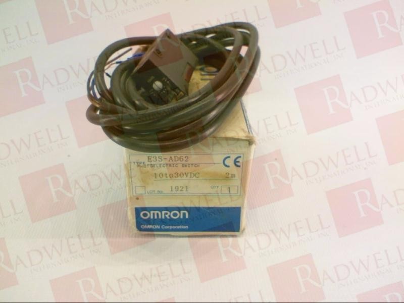 OMRON E3S-AD62 / E3SAD62 (NEW IN BOX)