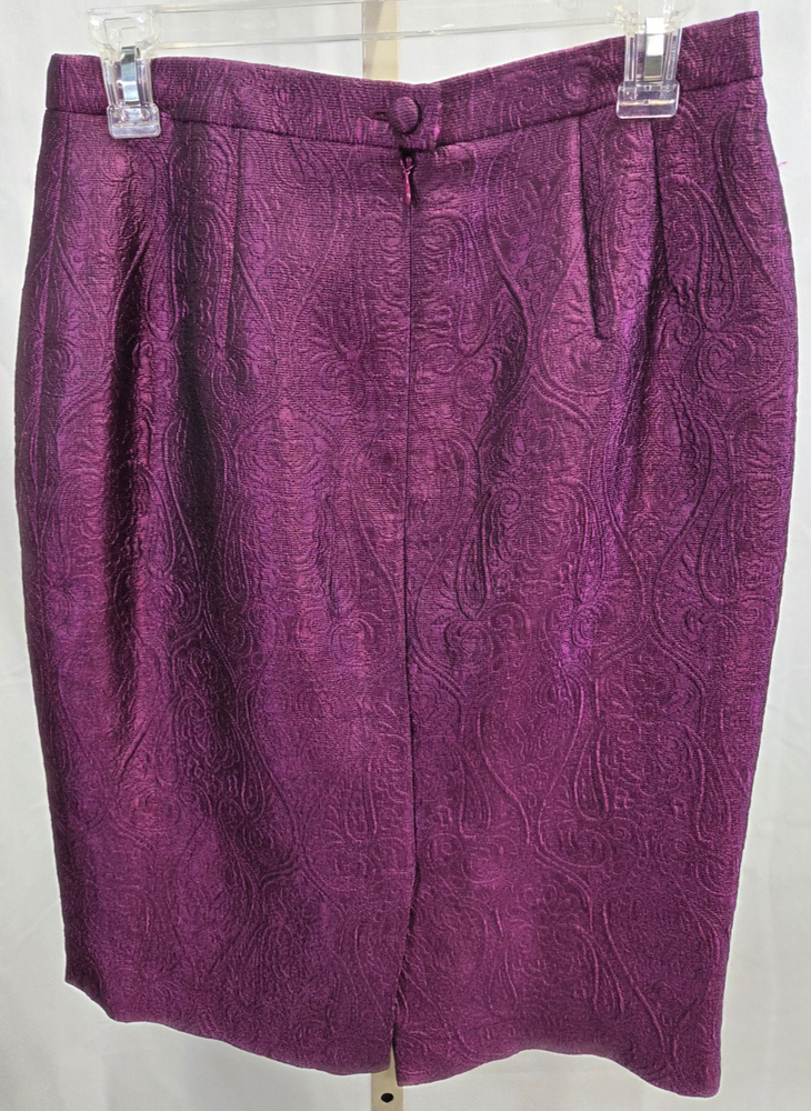Escada Couture Purple Textured Wool And Silk Skirt Lined Size 40
