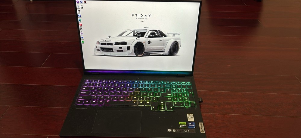 Lenovo Legion Pro 7i Gen 9 (16”) RTX 4080 i9-14900HX 240Hz 32GB 2TB 2560 x 1600