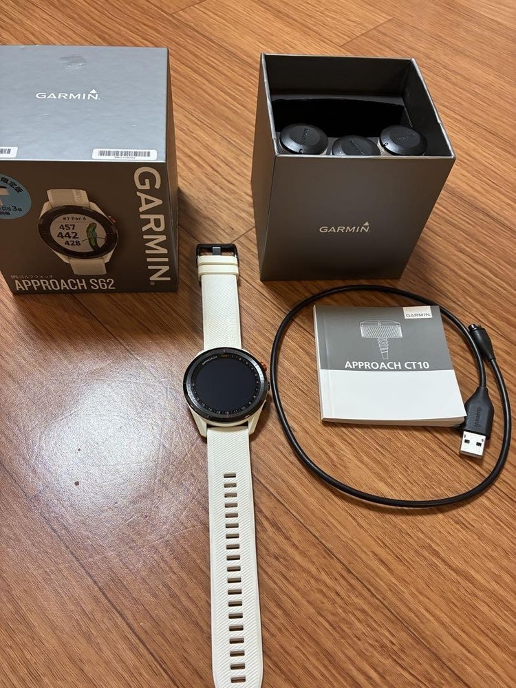 Garmin Approach S62 GPS Golf Watch in White with Premium Features