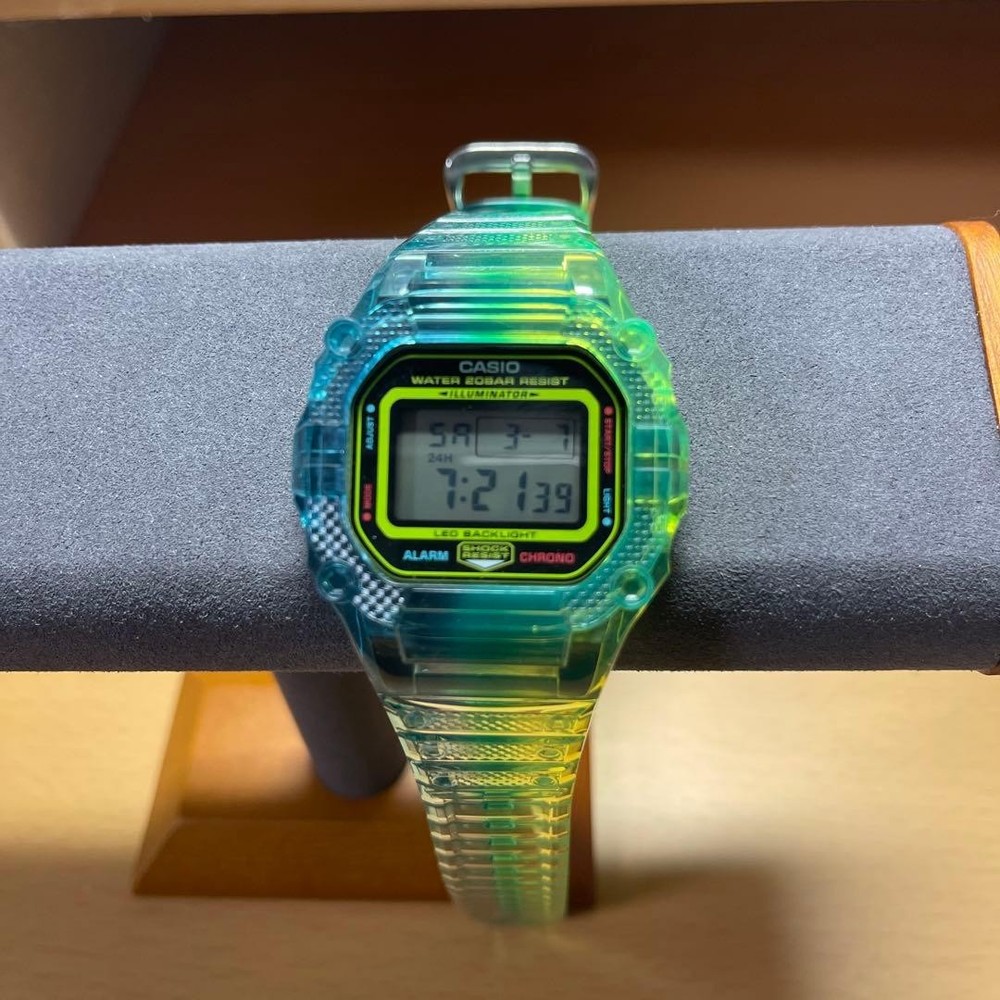 CASIO Casio G-SHOCK  digital wristwatch clear green