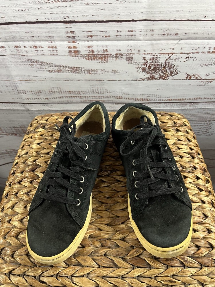 UGG Australia Womens 7.5 Sneakers Black Suede Tomi Low Top Lace Up Shoes 1005484