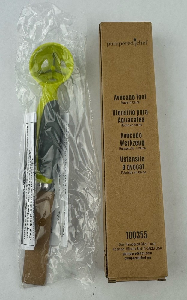 Pampered Chef Avocado Tool Pitter Knife Model 100355 Brand New