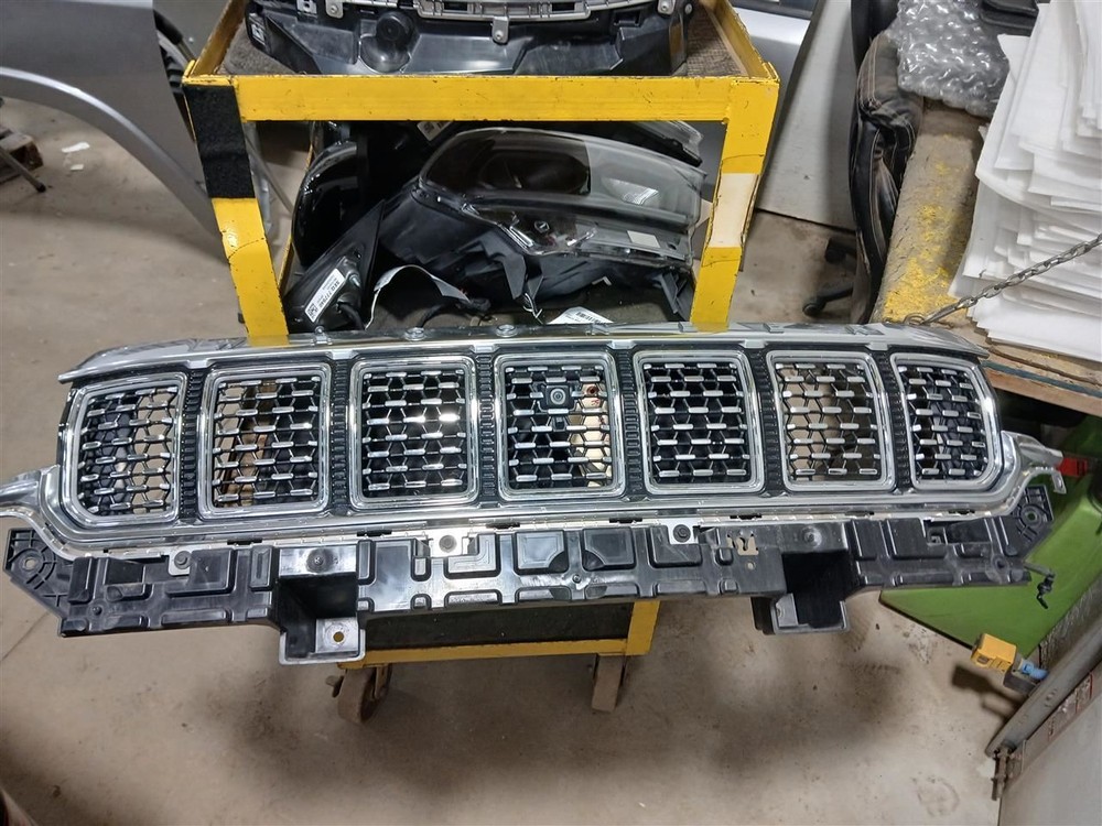 Grille For 2024 Grand Wagoneer 2948686