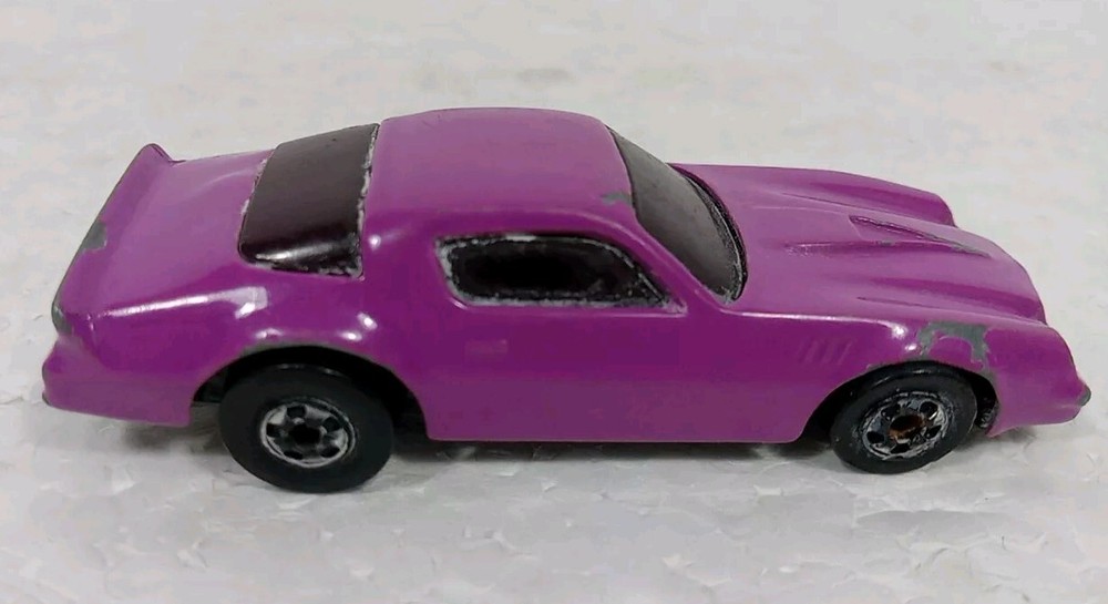 Hot Wheels Purple CAMARO Scale 1:64 Diecast Vintage 1982