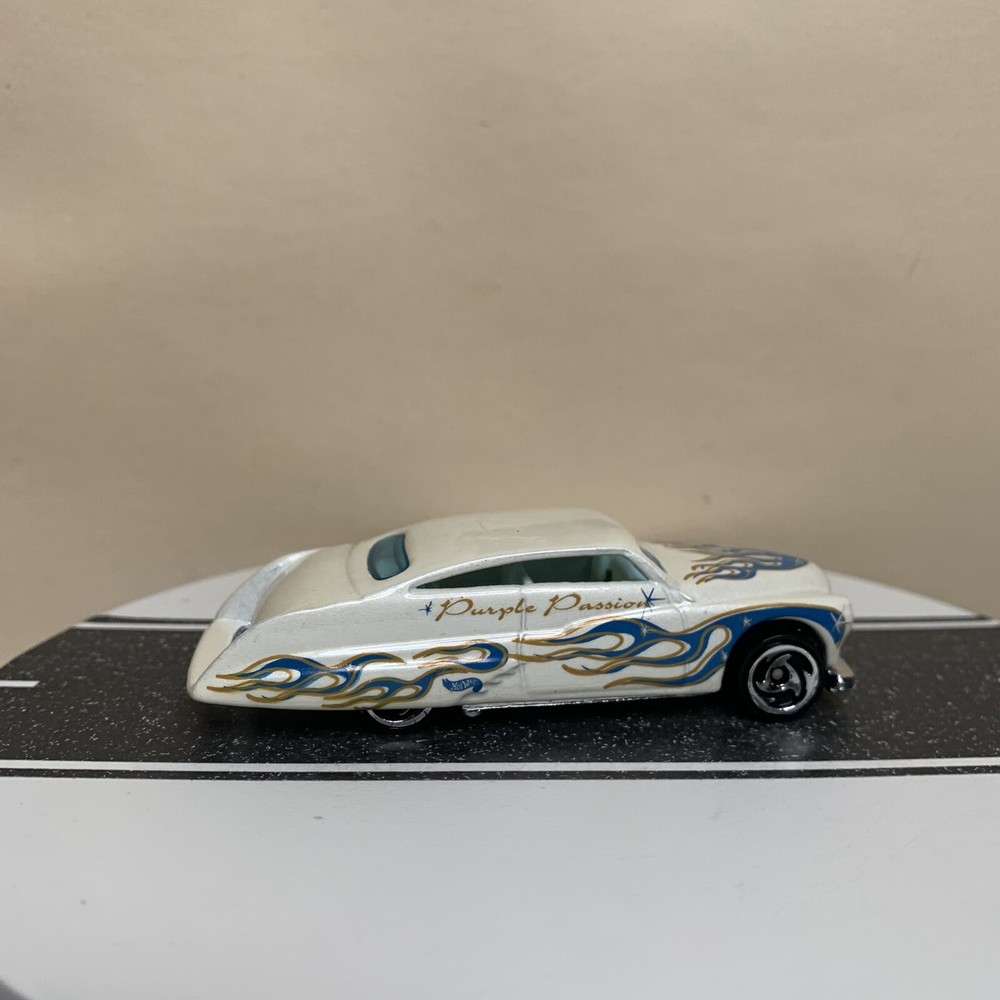 Hot Wheels Holiday Hot Rods Purple Passion White Mtflk w/Blue/Gold Flames NM