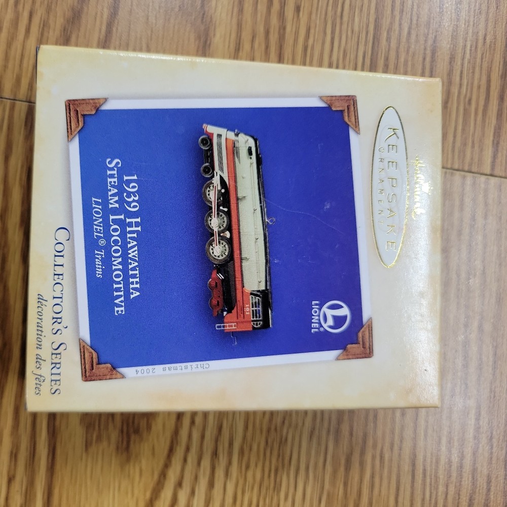 2004 Hallmark Lionel 1939 Hiawatha Steam Locomotive Christmas Ornament