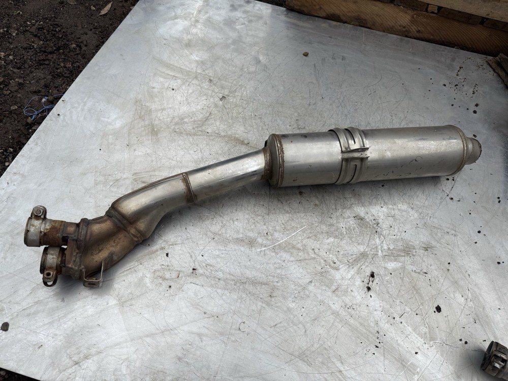 Suzuki GSXR750 GSXR 750 Exhaust Header  Muffler Silencer OEM Genuine 17E0 1992