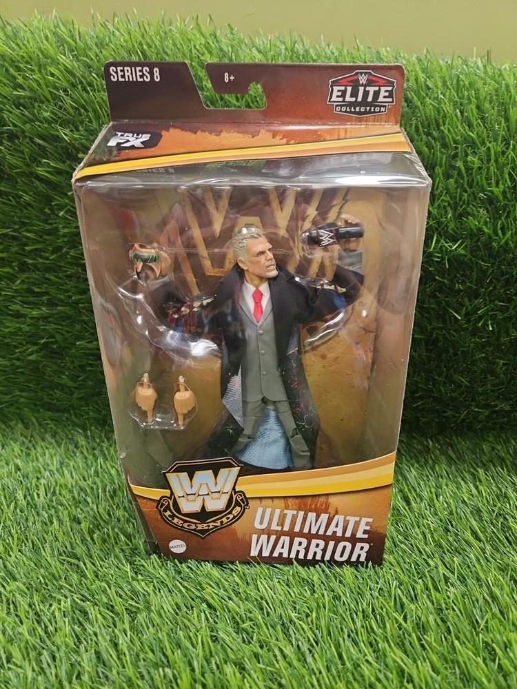 WWE Elite Legends Series 8 Ultimate Warrior Hall Of Fame