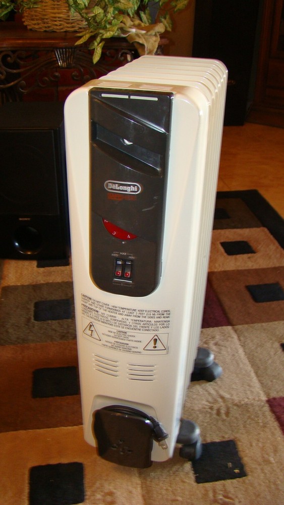 DeLonghi Space Heater ☆ Portable Dragon Radiant Room 1500W ☆ Free Local Pickup!