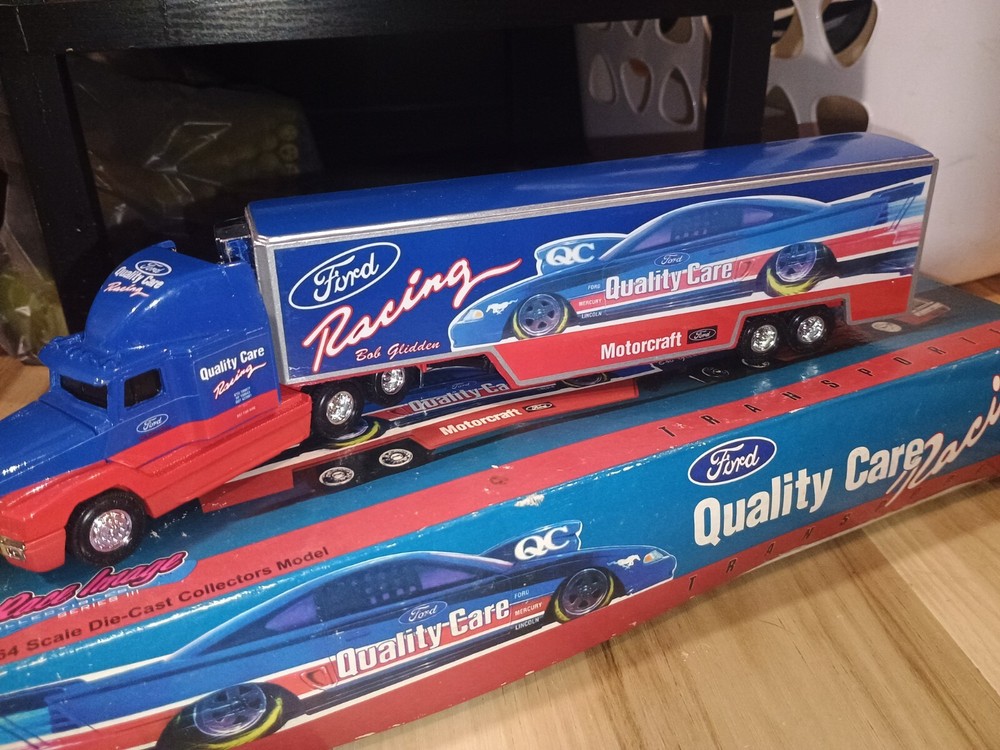 Race Image Collectible Series Diecast Models