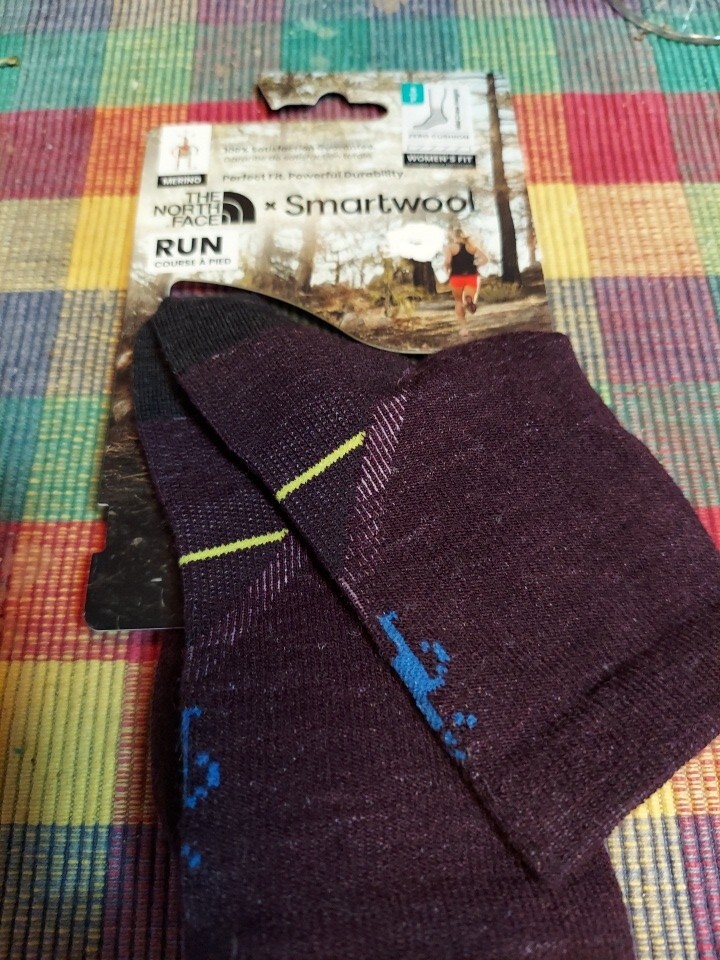 Smartwool Run Mid Crew Merino Wool Socks for Performance and Comfort