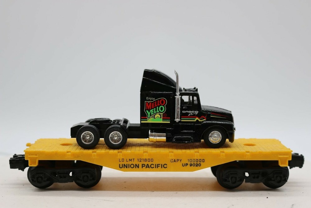 Lionel Postwar O Scale Union Pacific 9020 W/ Kyle Petty Semi-Truck Load