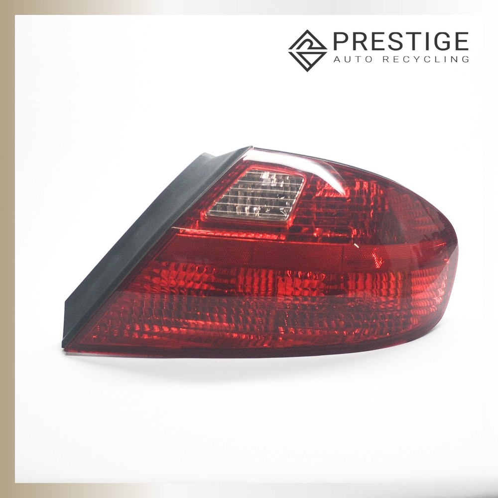 2001-2002 ACURA CL Tail Light Tail Lamp Quarter Right 33501S3MA01 OEM