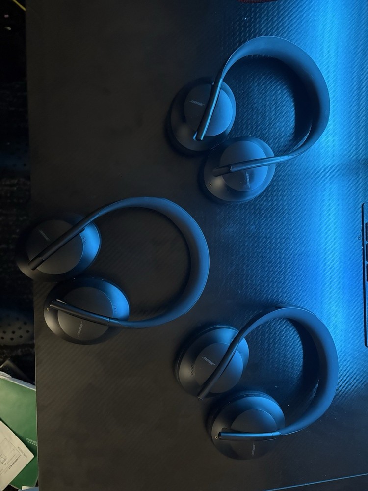 Bose Headphones 700, Noise Cancelling Bluetooth Over-Ear Wireless Headphones