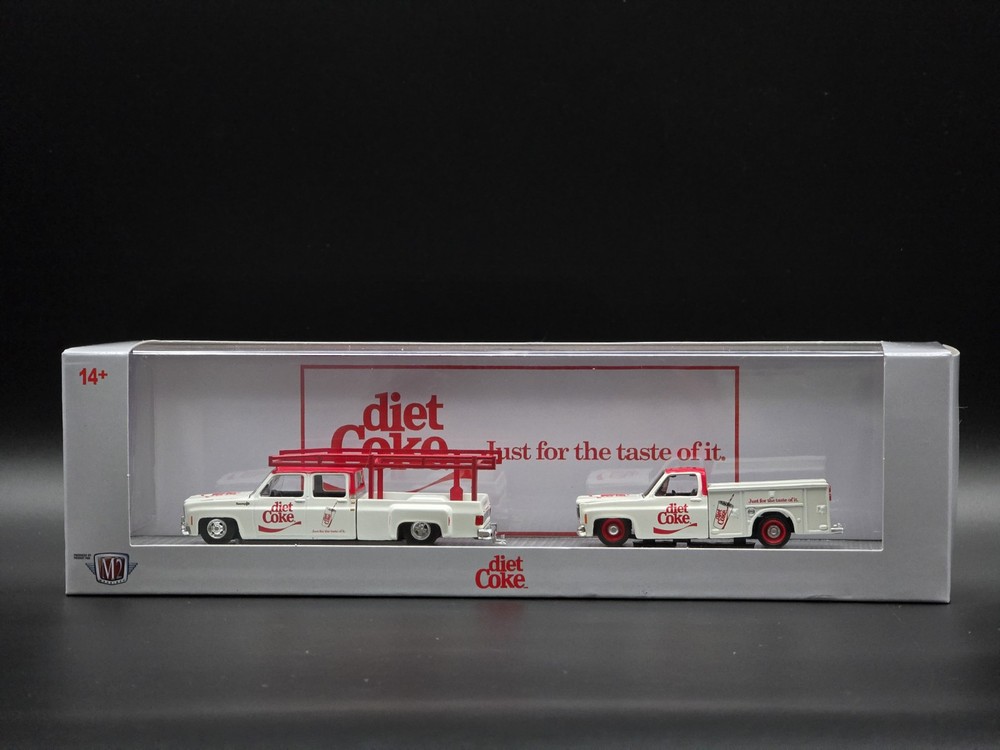 M2 Machines Auto Hauler TW34 1973 Chevrolet Cheyenne Super 1975 GMC Sierra